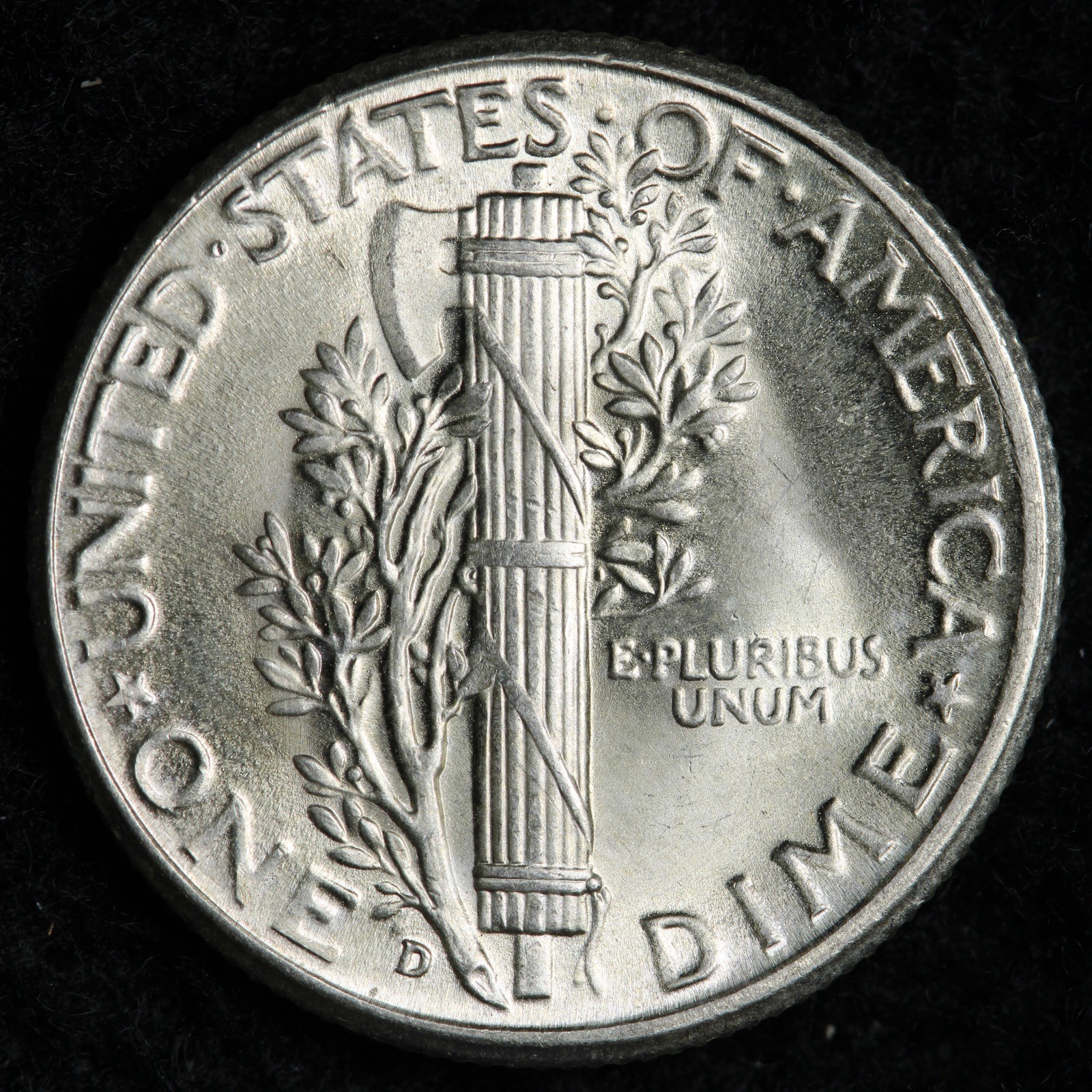 1944-D Mercury Silver Dime GEM BU *UNCIRCULATED* MS E292 URQCM