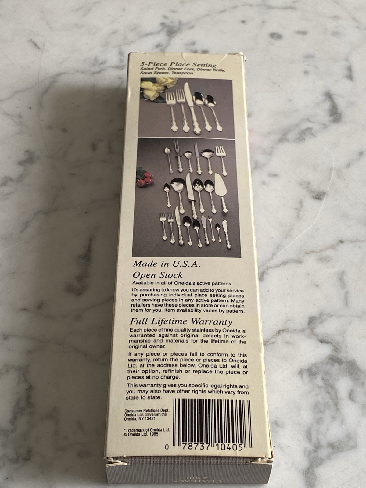 Stainless Oneida flatware 18/8 - Five piece place setting Chateau new old stock