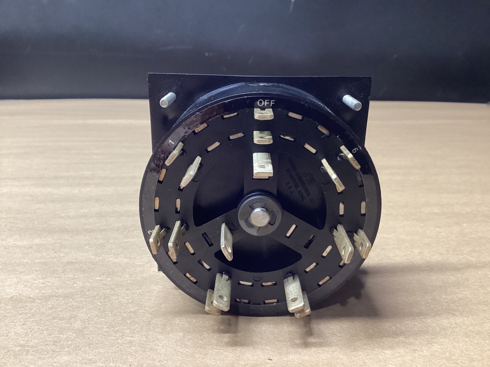 OMEGA ROTARY SELECTOR SWITCH #121D108*CO