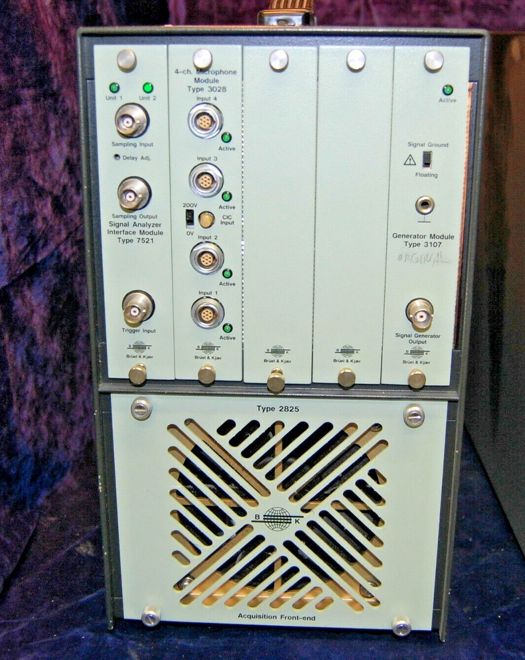 Bruel & Kjaer 2825 + 7521 + 3028 + 3107 Acquisition Front-End Panel & Chassis