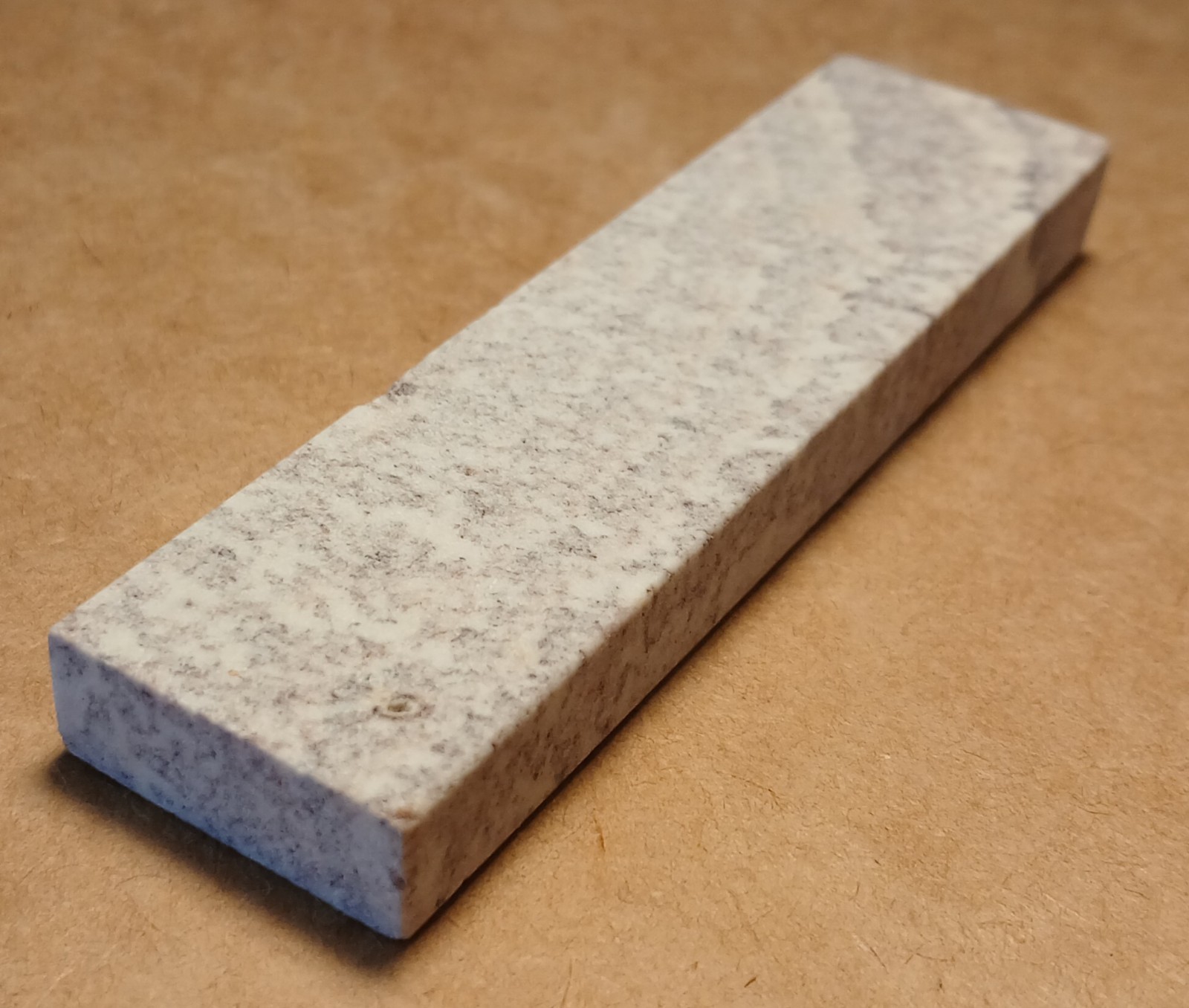 4"x 1"x 1/2" Soft Washita Pen Knife Stone In Leather Pouch, Oilstone, Whetstone