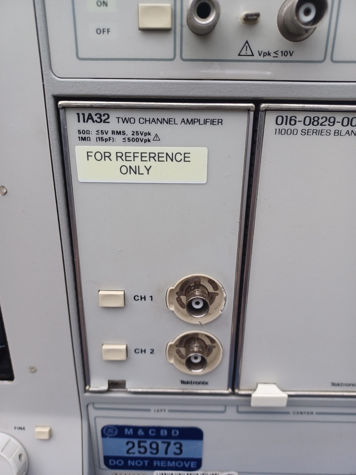 TEKTRONICS DSA 602 DIGITIZING SIGNAL ANALYZER