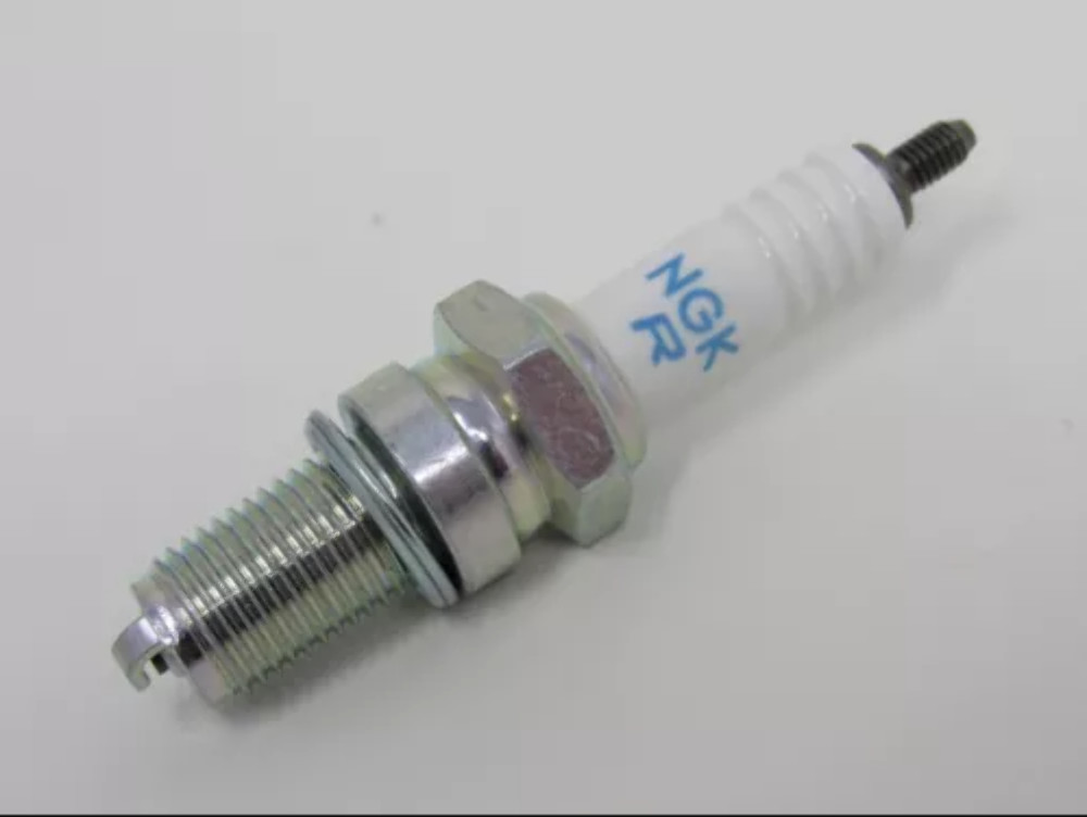 QTY 3 | NGK NEW Spark Plug DR8ES (5423) for Honda Kawasaki Suzuki Yamaha