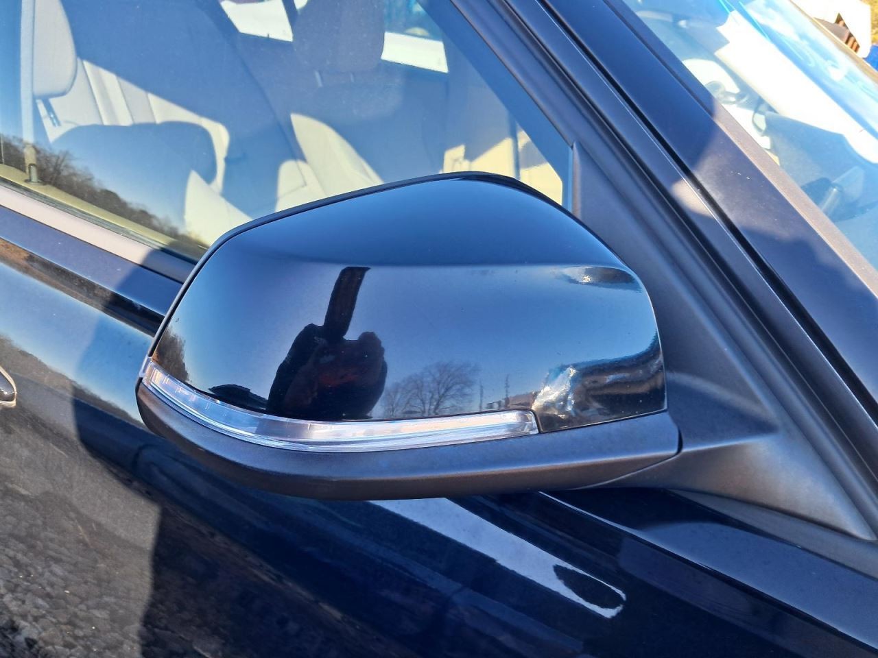 320I 2015 Glove Box 4905900