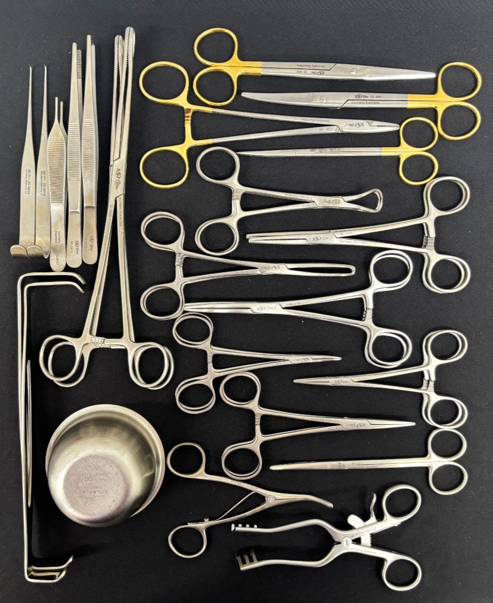 General Surgery Instrument Tray - Forceps, Retractors, Scissors - 31pc