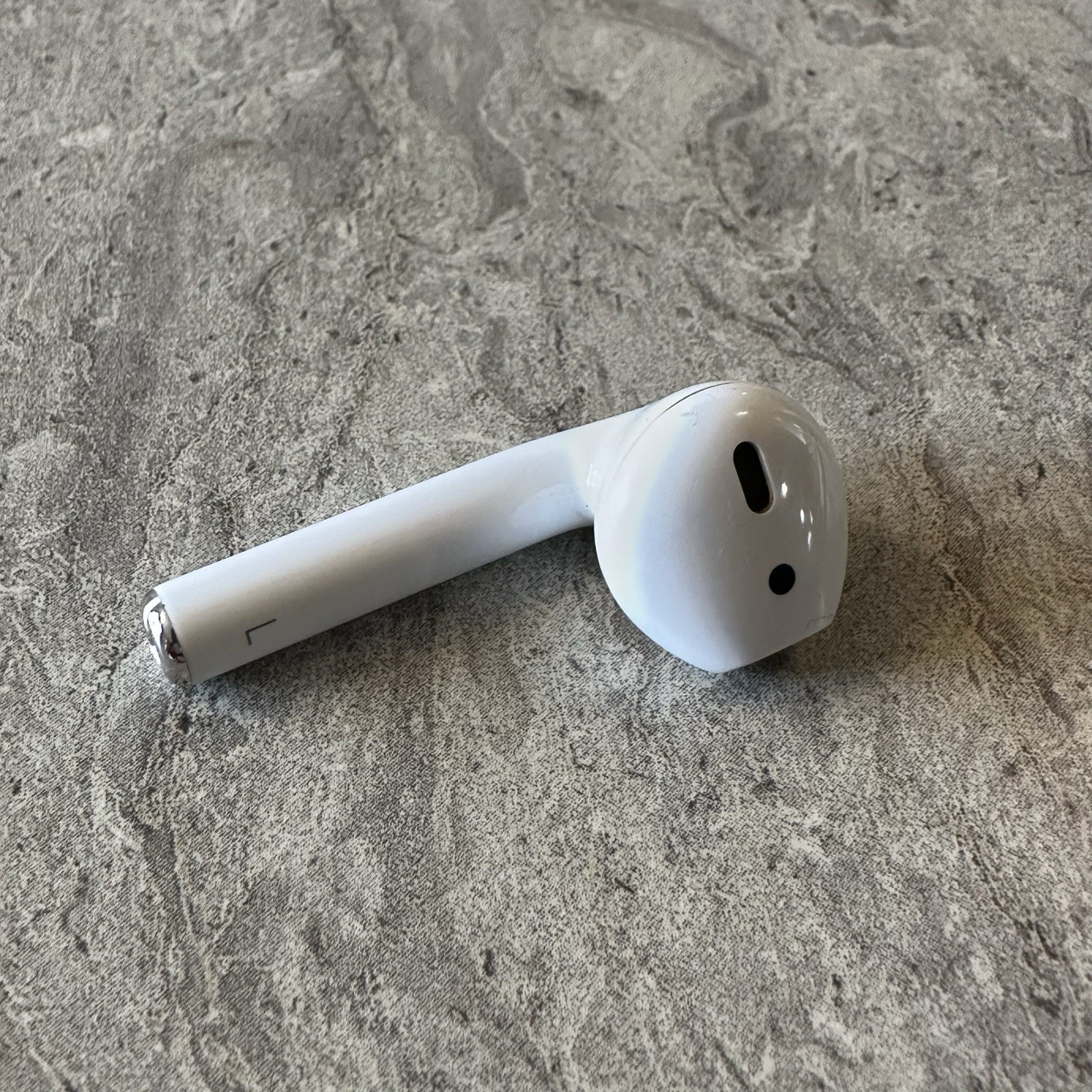 Apple AirPods 2nd Generation Left Pod Only A2032