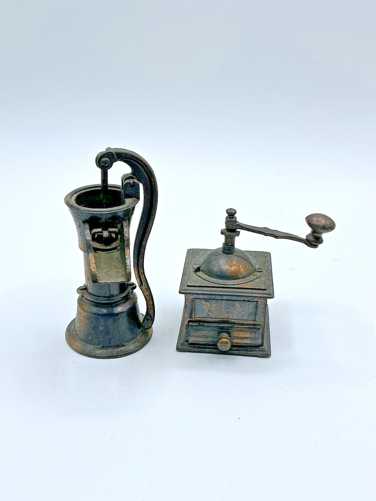 Vintage Coffee Grinder & Well Water Pump Die Cast Metal Pencil Sharpeners