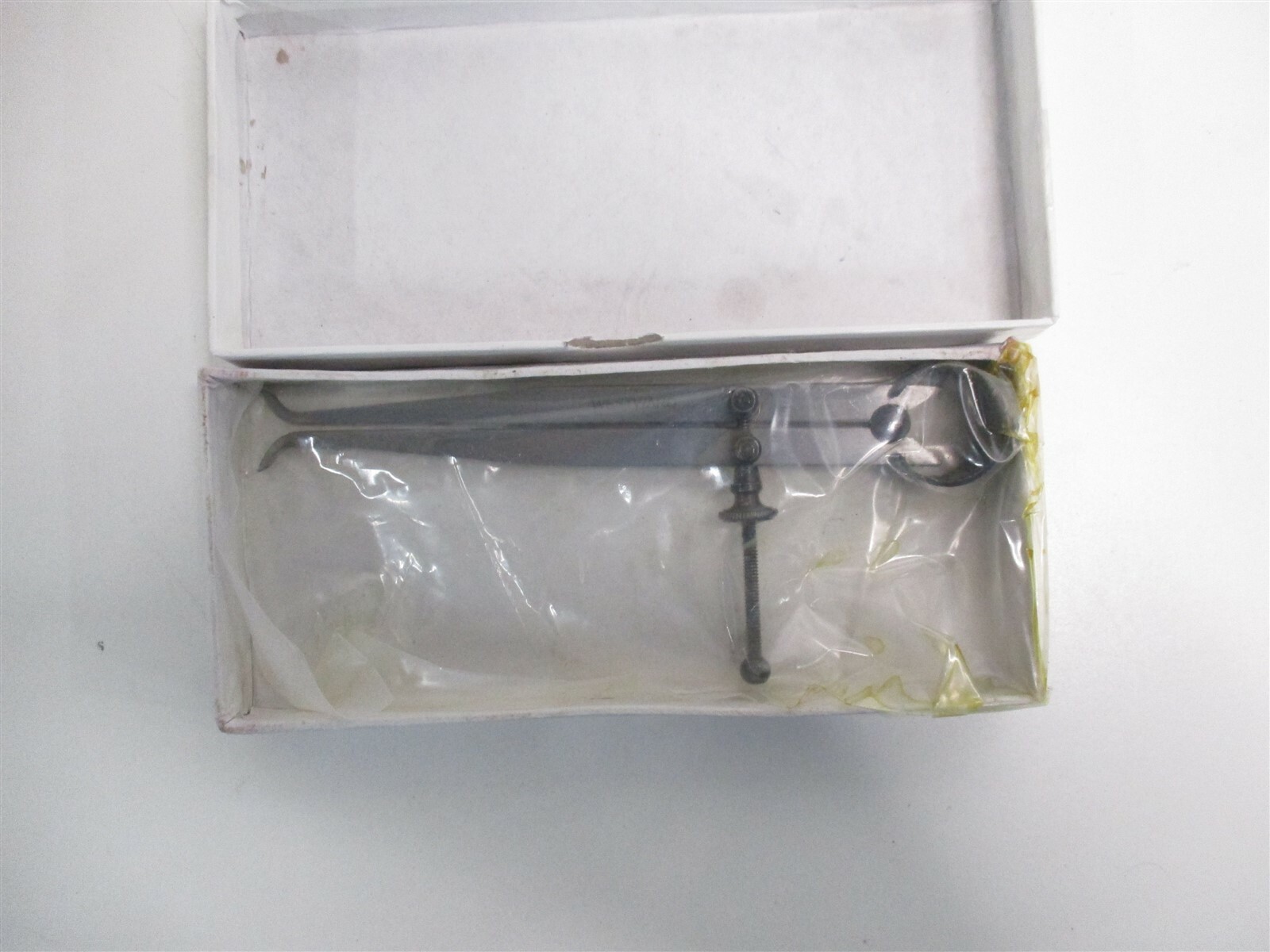 Inside Spring Caliper 6" Range Solid Nut Type, Steel 1 Per Sale