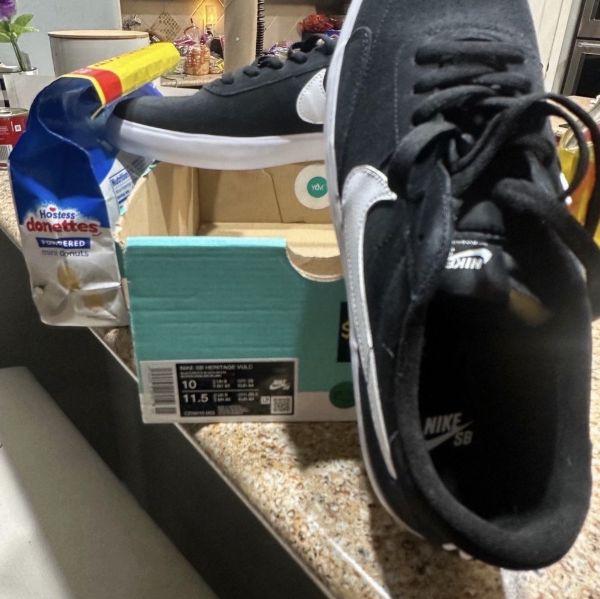 Nike SB Heritage Vulc Black Skateboarding Shoes Medium US Size 10