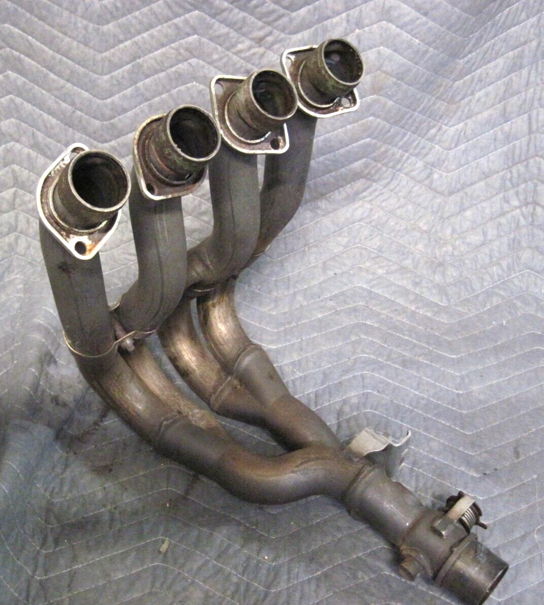 07 Suzuki GSXR600 Exhaust Header Pipe Manifold Muffler 14100-01H10