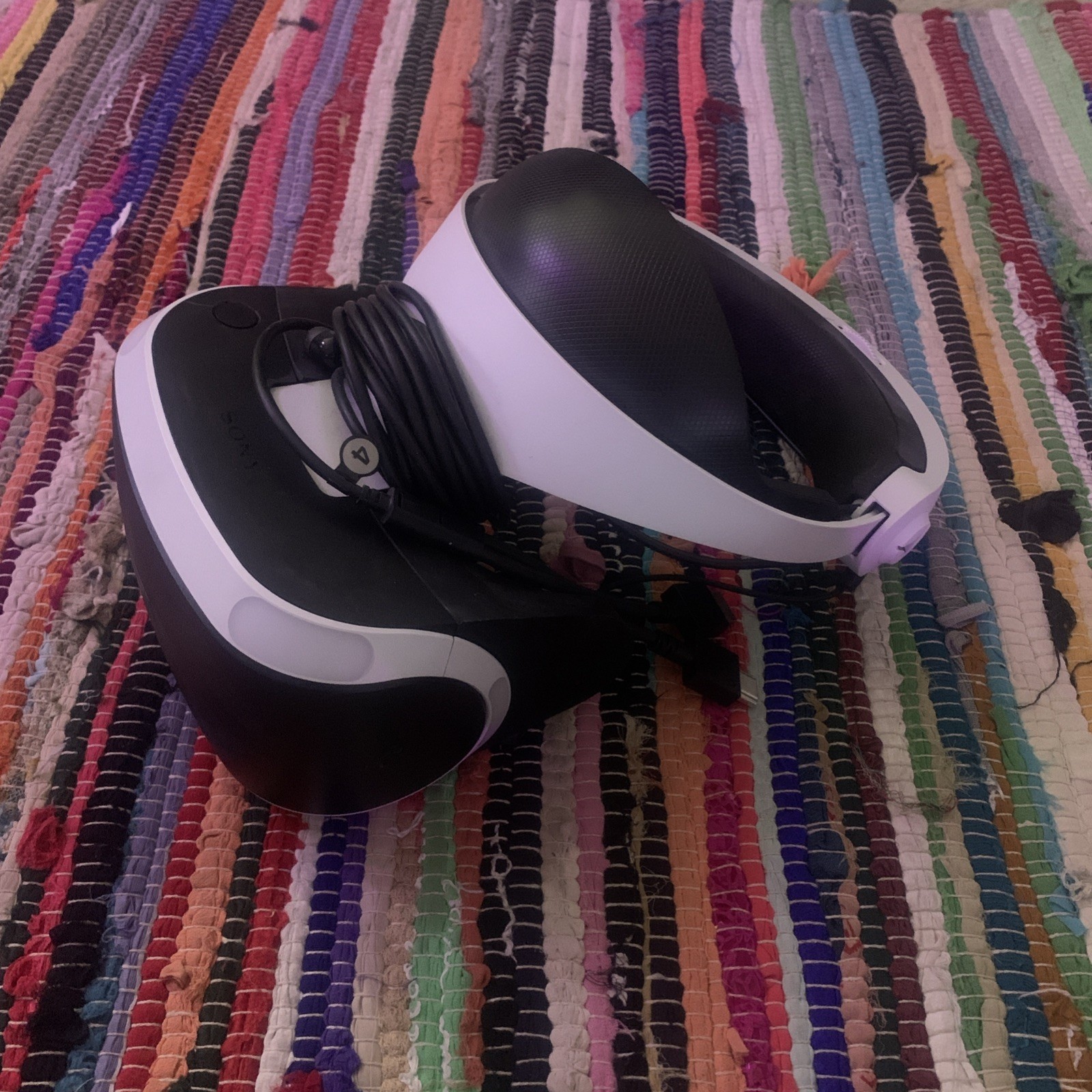 Sony PS VR PSVR version 2 PS4 Console Set Headset w/ demo 2.0 - Working