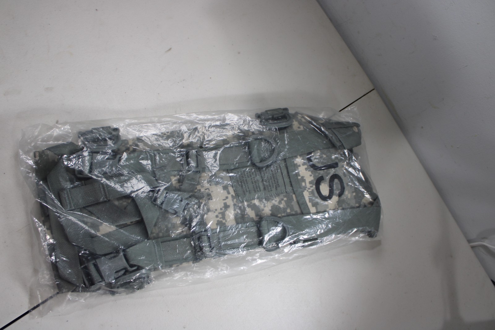 MOLLE Hydration System USGI Surplus Multicam NSN: 8465-01-525-5531 NEW In Pack