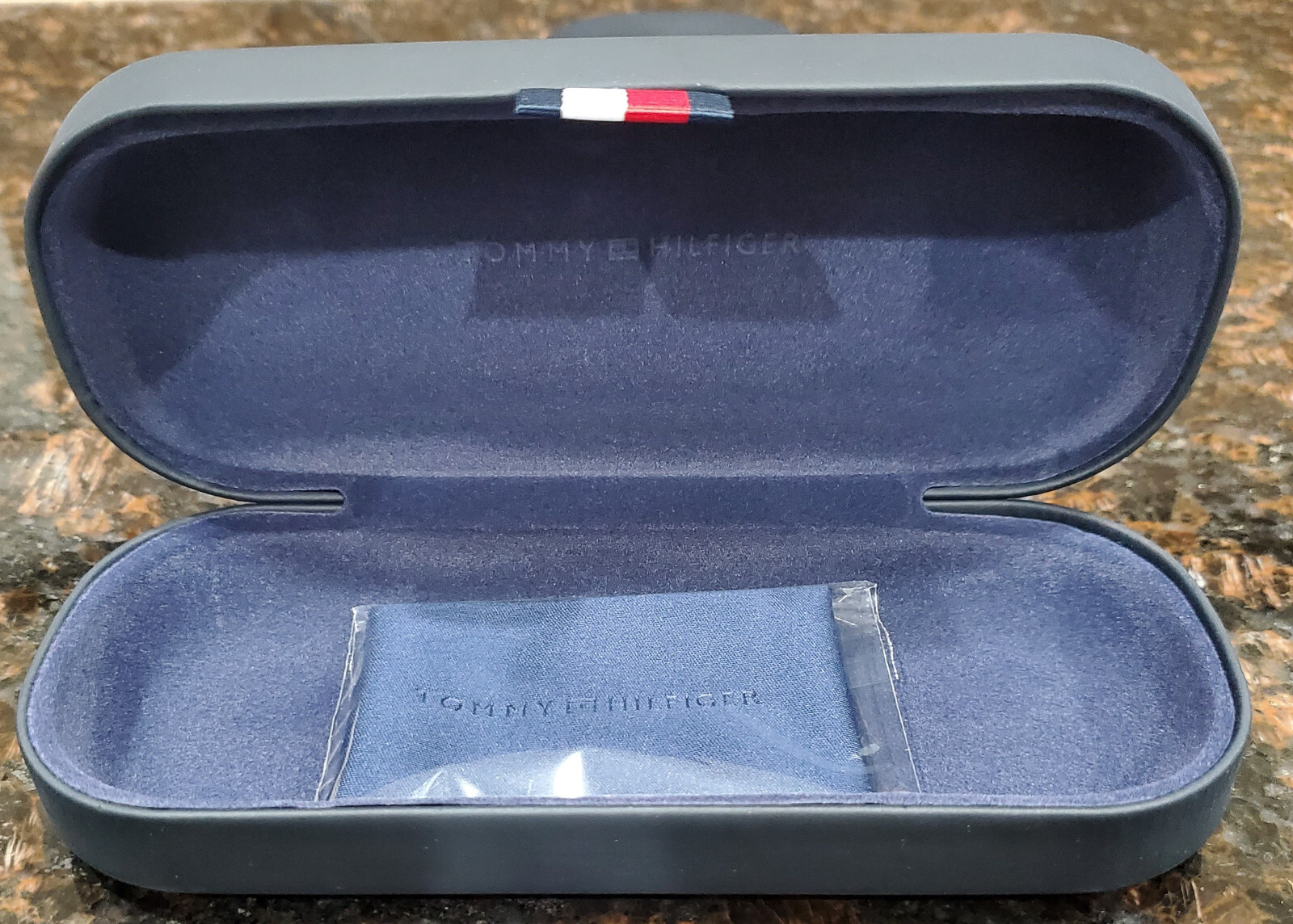 Tommy Hilfiger Eyeglasses Sunglasses Hard Clamshell Case