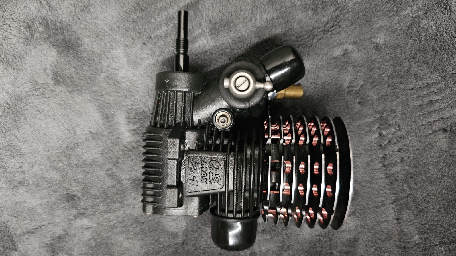 O.S. Engines R2104 Race Engine, Good Compression With Extra Glow Plugs