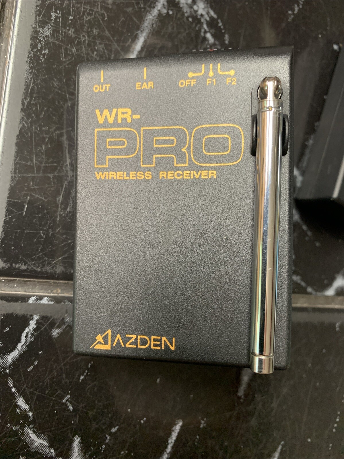 Azden WLX Pro VHF System Wireless Lapel Microphone System, excellent condition