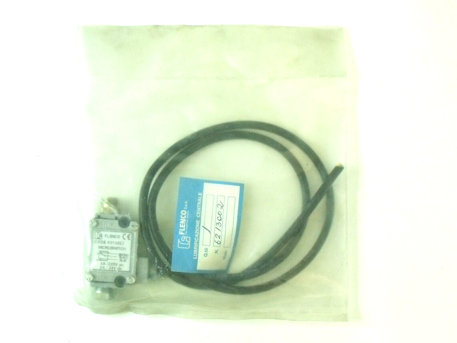 NIB Flenco 6213002 Microswitch:  5A @ 24VDC/220VAC
