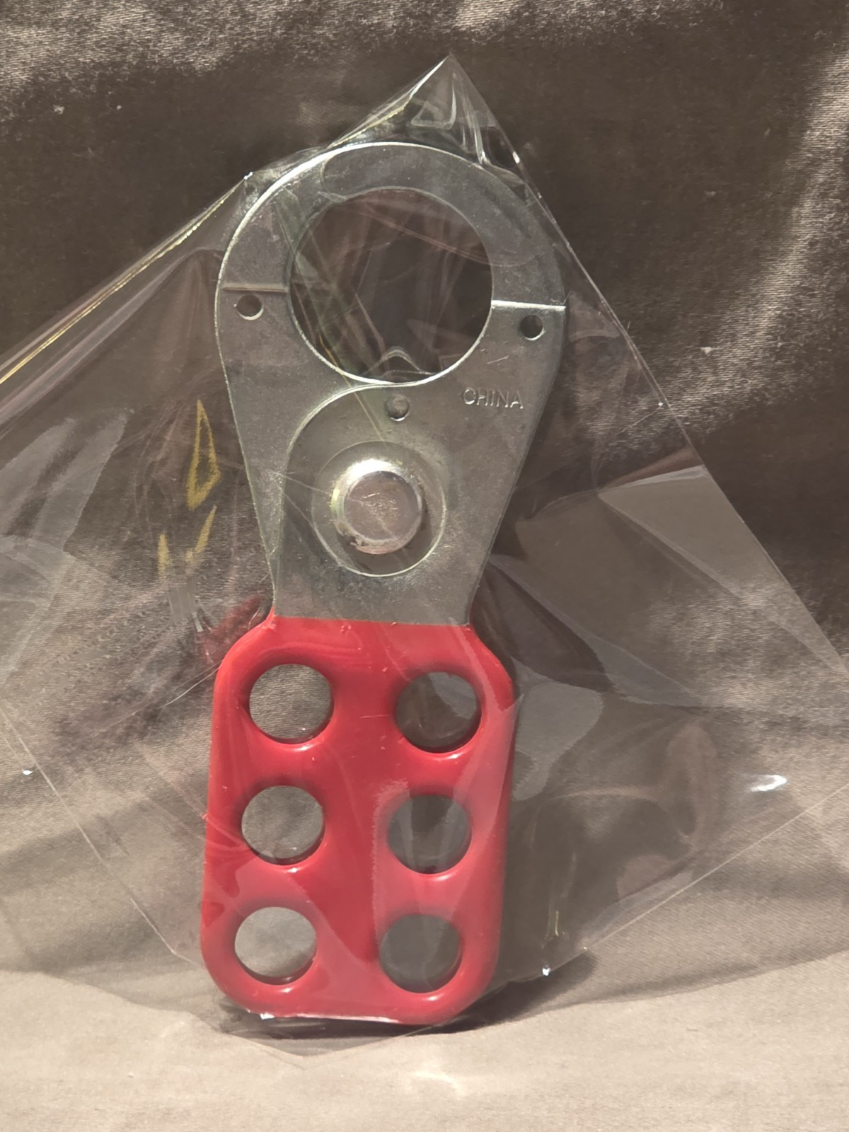 1" Lockout Tagout Hasps Vinyl Coated Hasp NEW