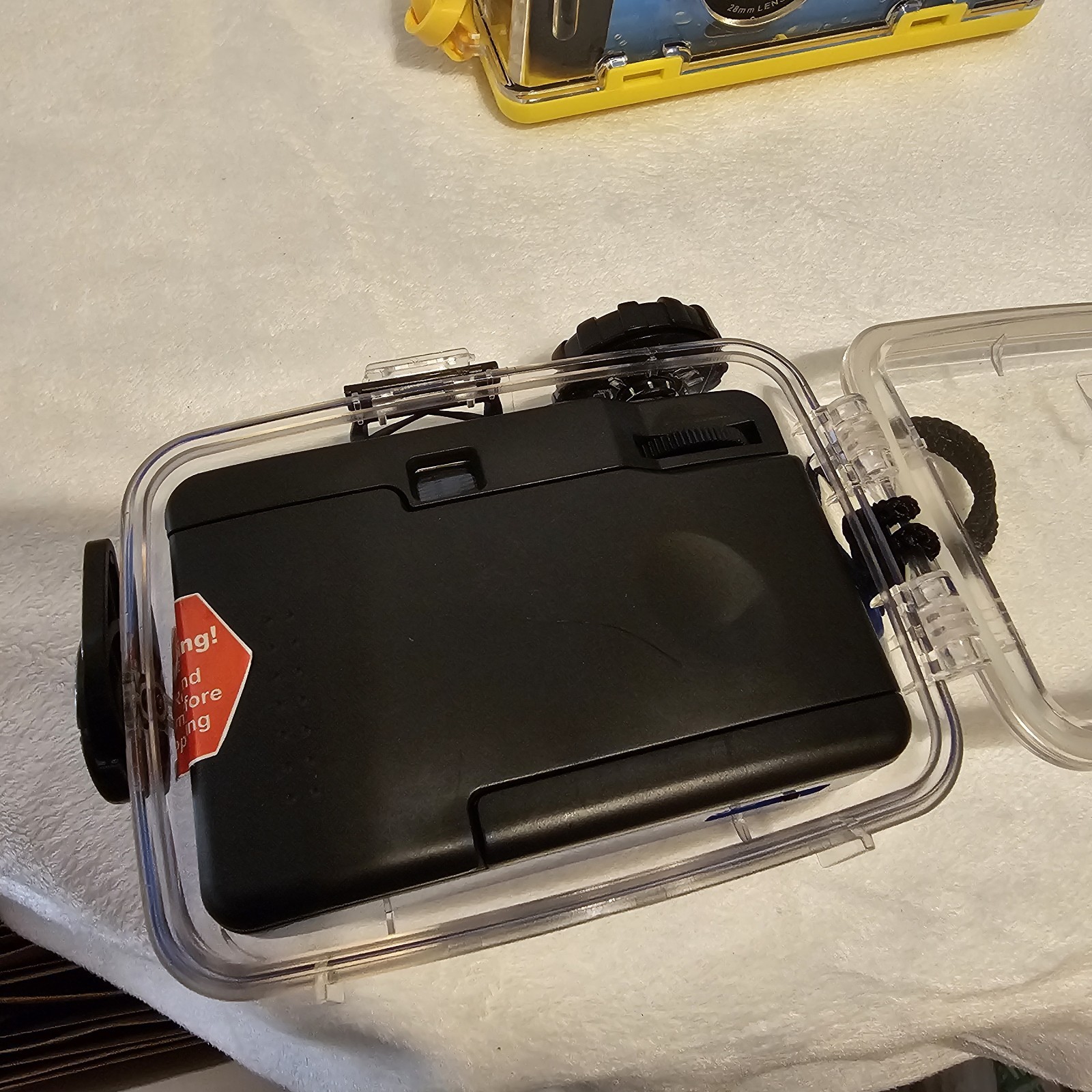Set Of 2 Snap Sights! Optics Underwater Cameras Untested