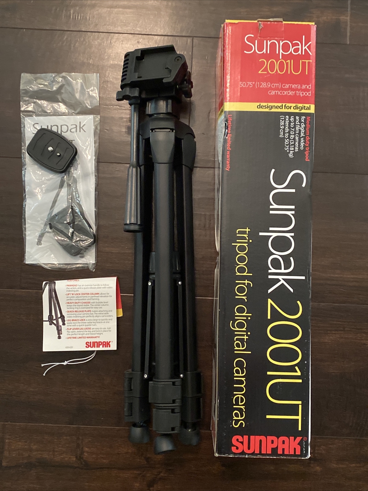 Sunpak 2001UT TRIPOD 50.75” For Digital Camera And Camcorder Tripod 620-020