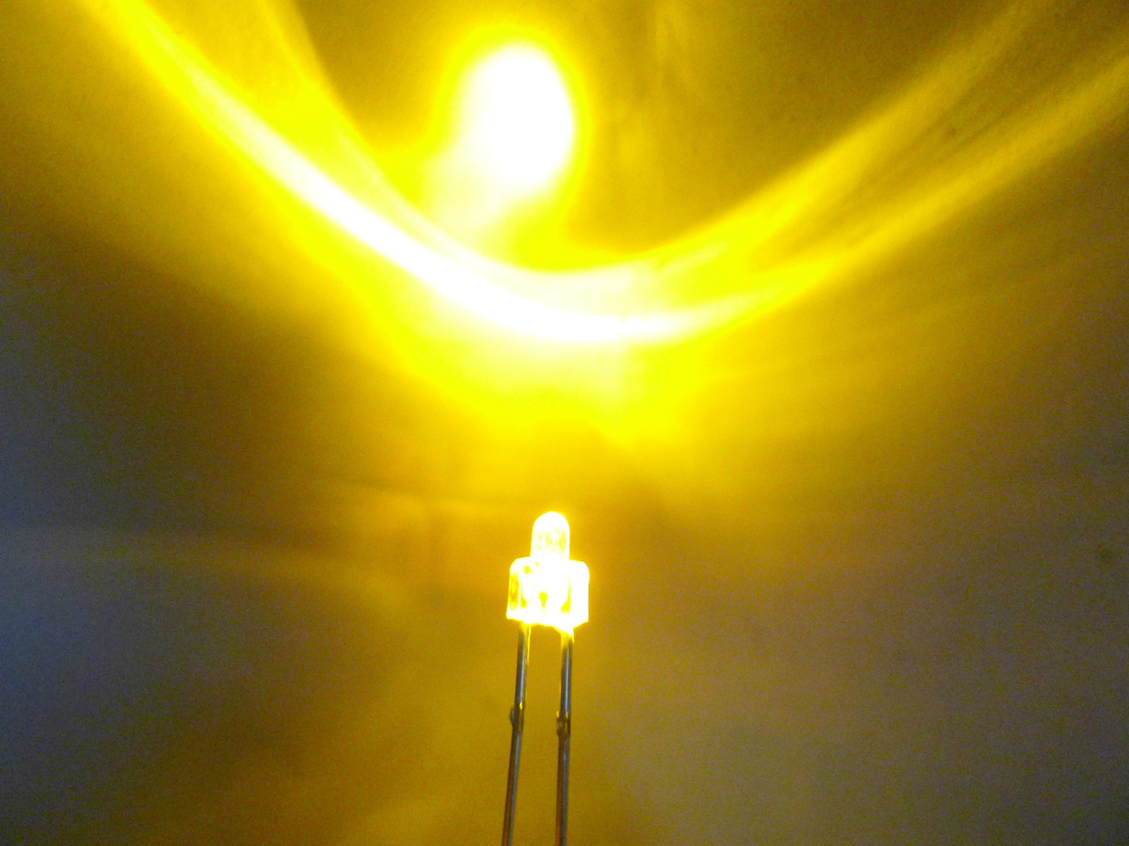 10pcs 2MM YELLOW Flashing Water Clear Bright LED Lamp With Free Resistor 2FY amy