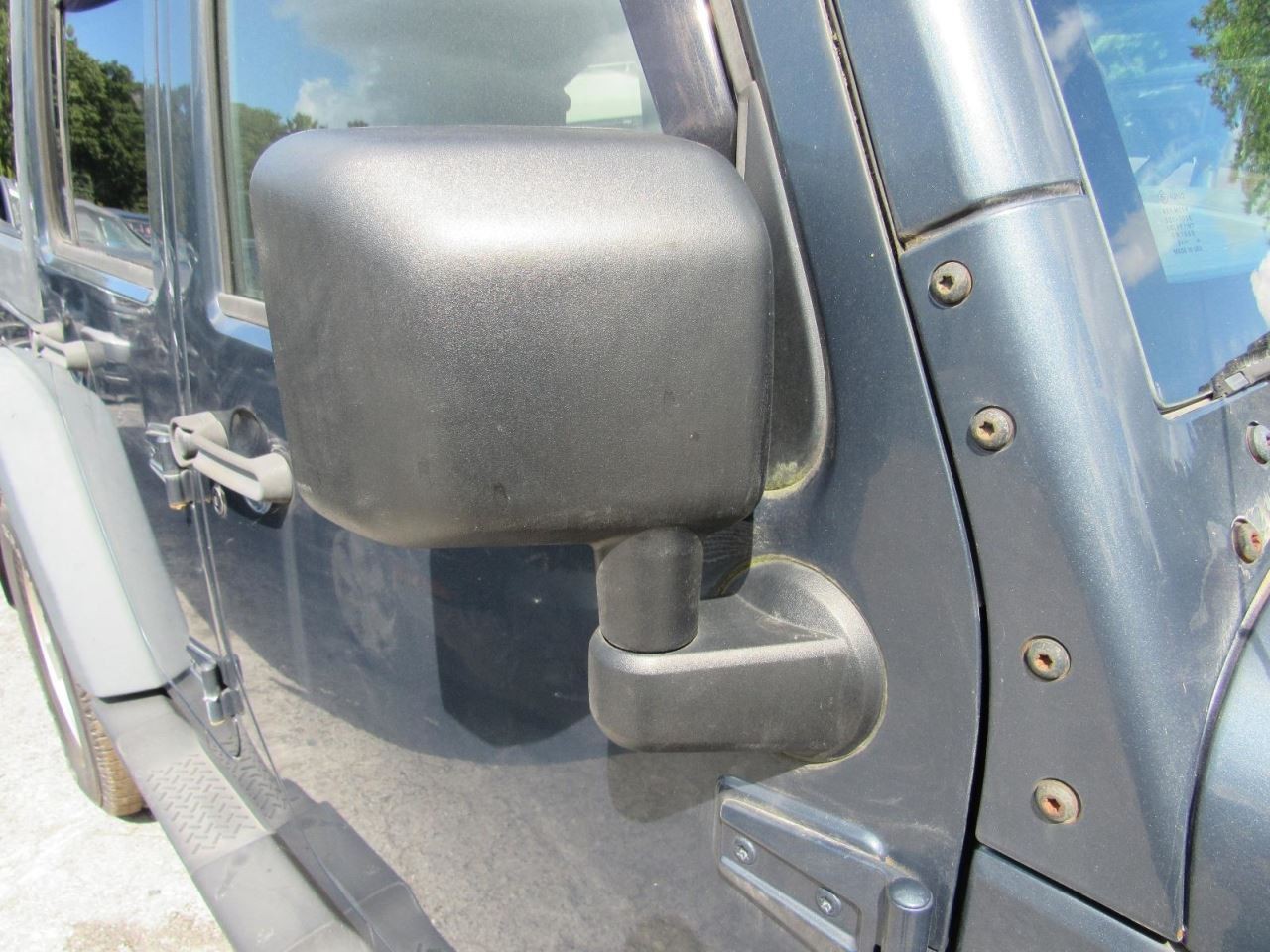 TJ 2008 Glove Box 1075297