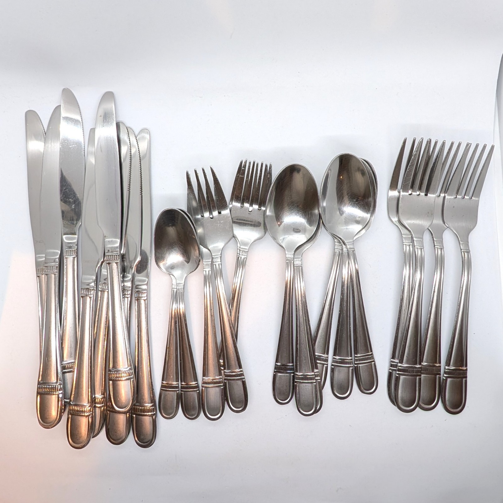 Lot 24 Pieces COLONNADE Oneida Glossy Frosted Flatware Knife Fork Spoon VTG