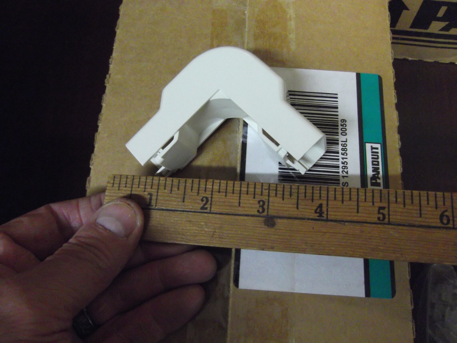 PANDUIT OCXF5IW-X Outside Corner Fitting Base 10 Piece Case