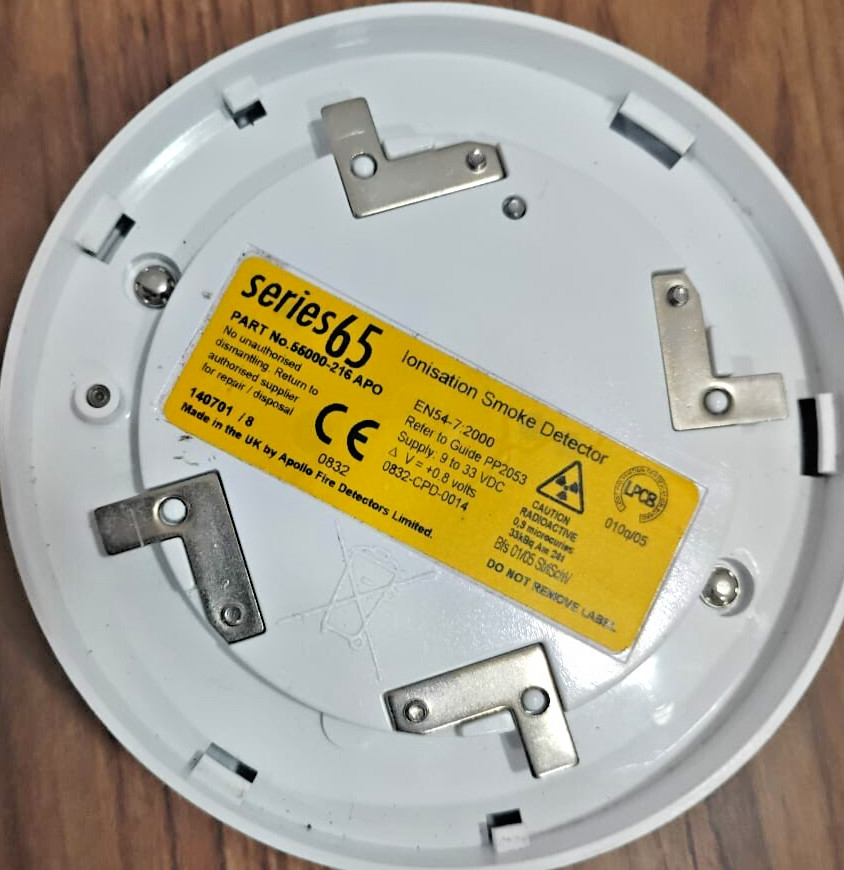APOLLO SERIES 65 55000-216 AP0 IONISATION SMOKE DETECTOR - NEW - FREE SHIPPING