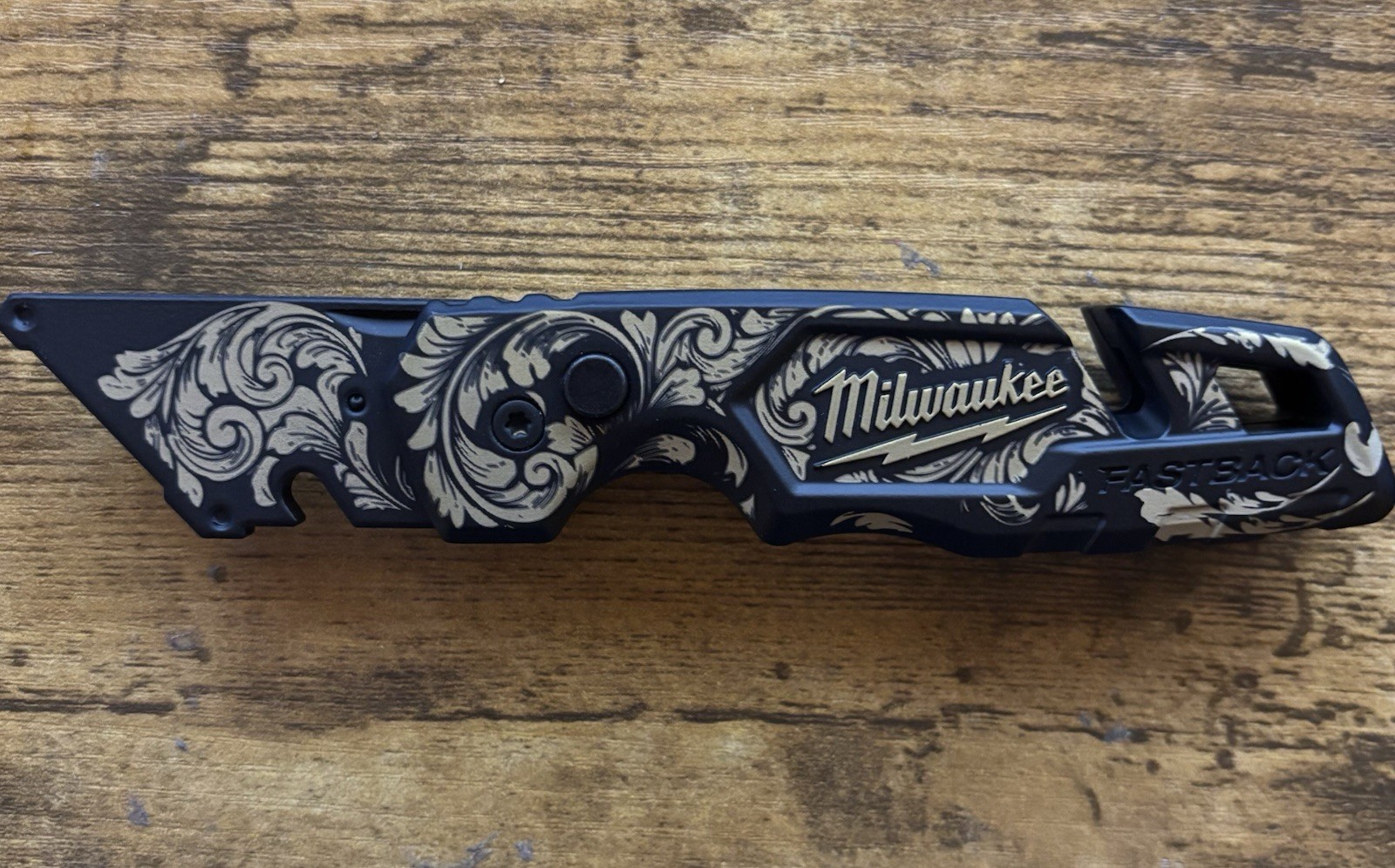 Milwaukee Fastback Folding Knife Utility Custom Black Gold Scroll 48-22-1502