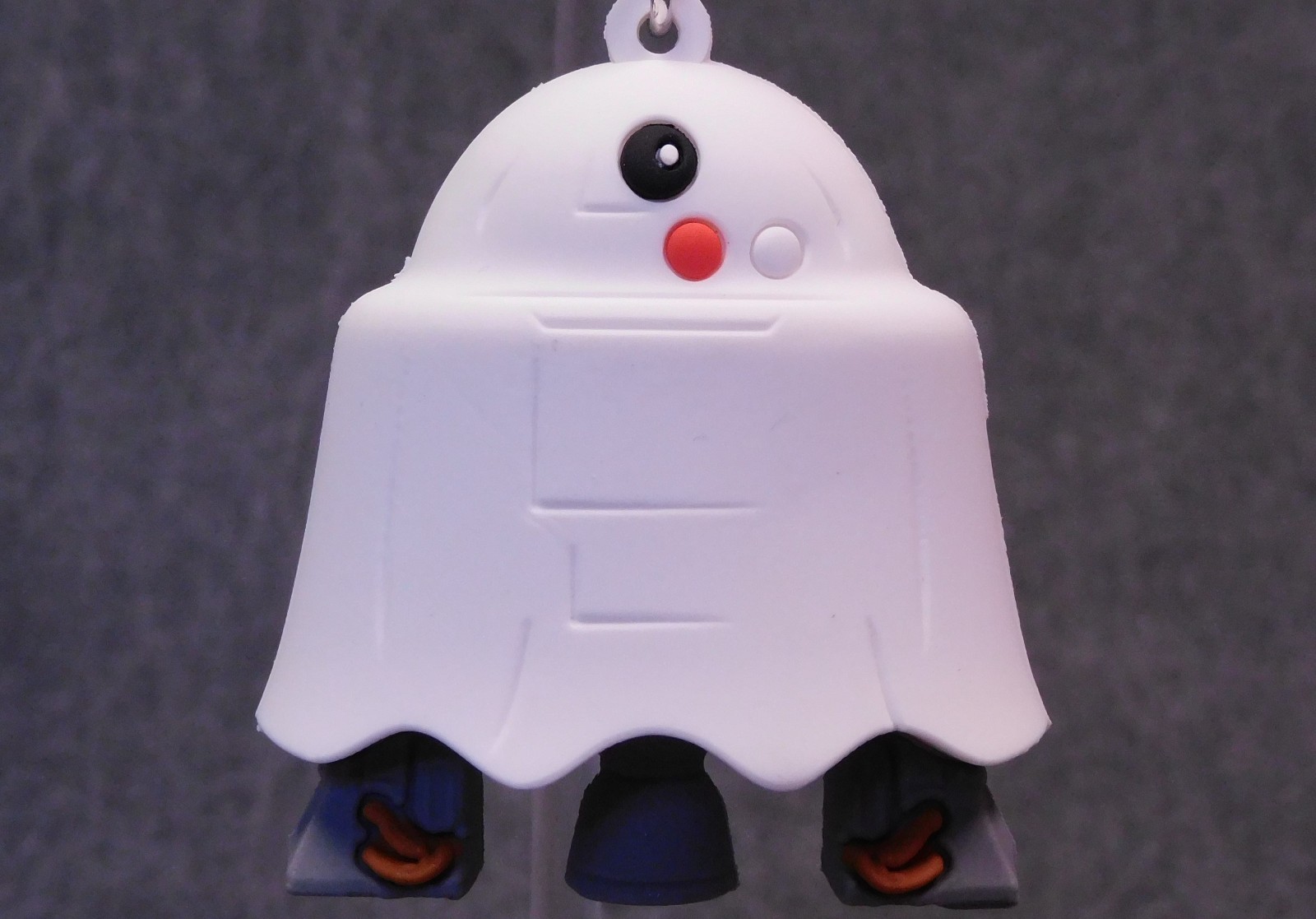Star Wars Halloween NEW * Ghost R2-D2 Clip * Blind Bag Key Chain Monogram