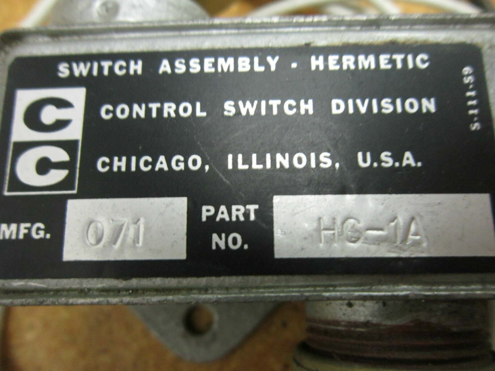 Control Switch Division HC-1A Limit Switch Assembly Hermetic Gently Used