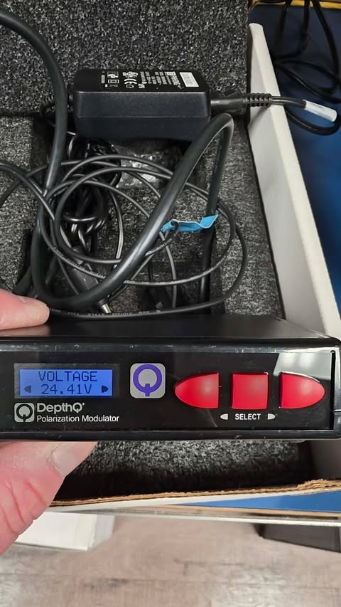 DepthQ Polarization Modulator w/ Modulator Driver SN: CPR 80x66 88123