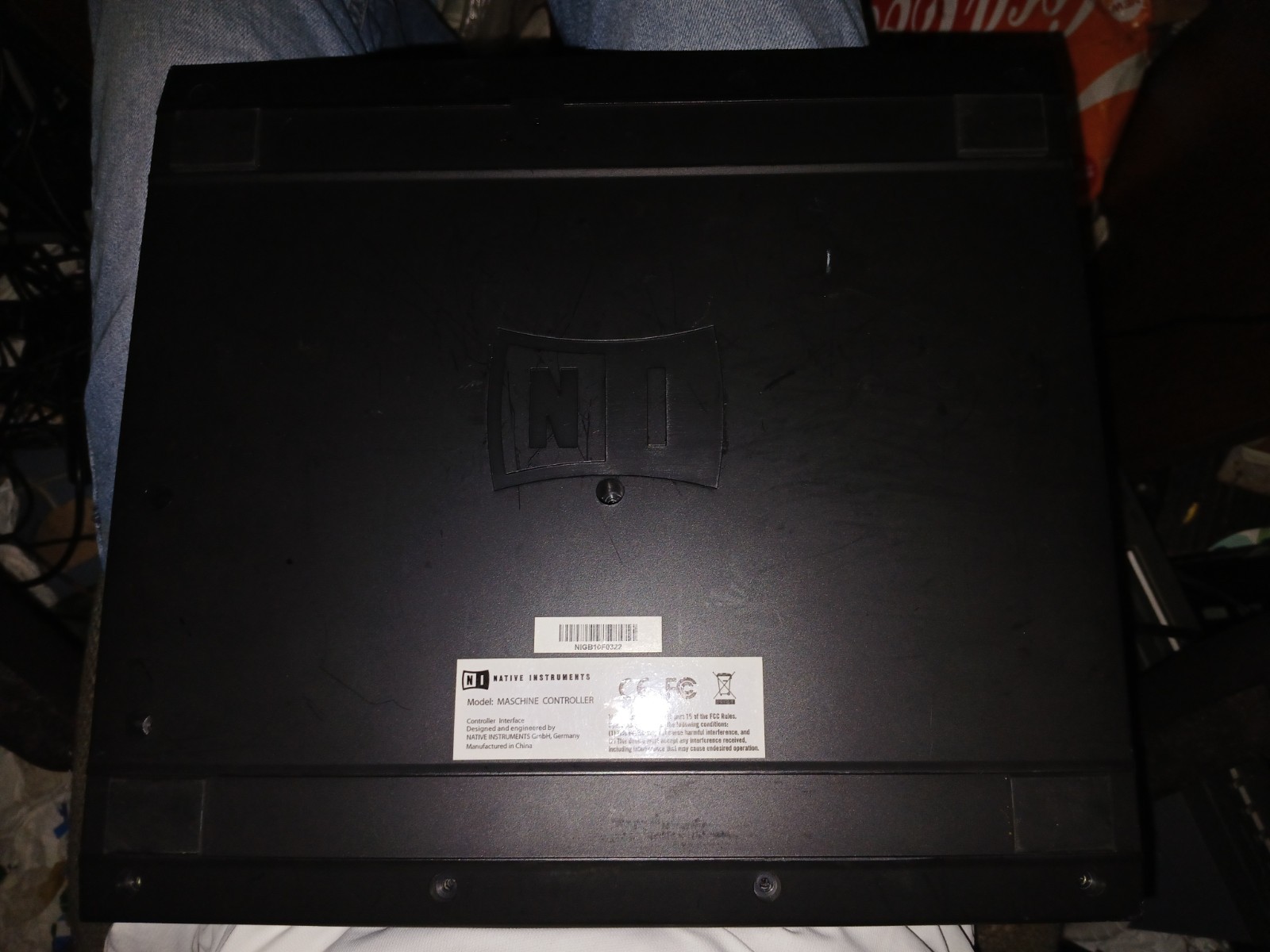 Maschine groove production studio N1 Controller No Software. Untested.