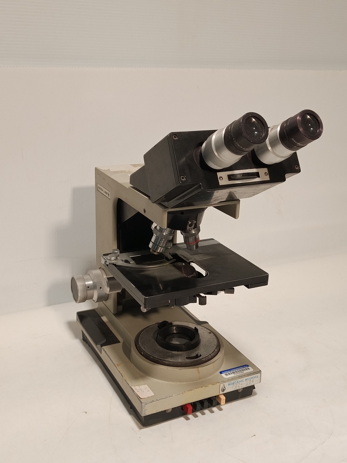 Bausch & Lomb Balplan binocular microscope w/ illuminator 31-32-14 as shown