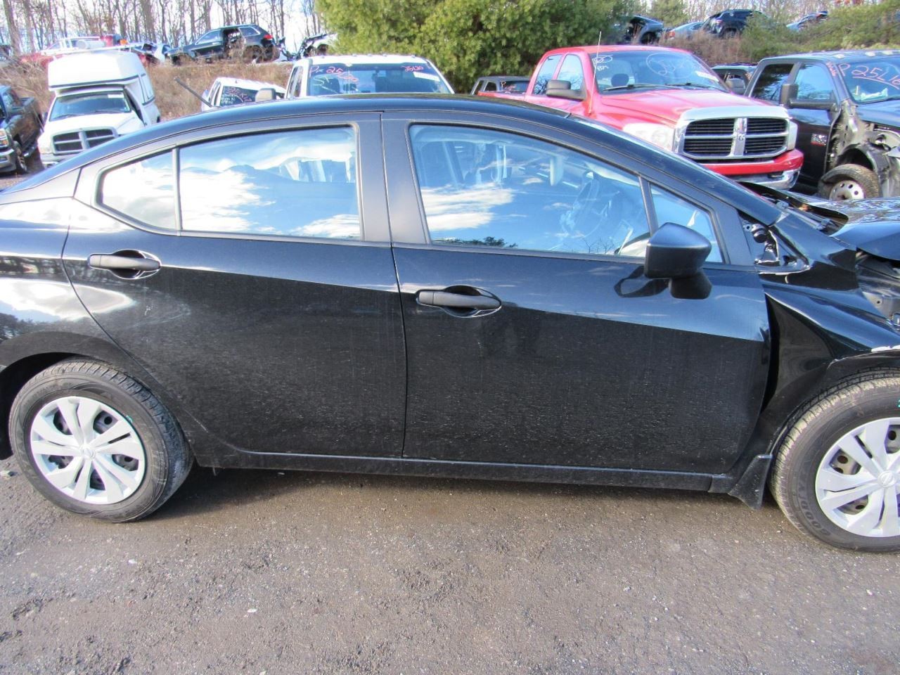 VERSA 2021 Glove Box 1103581
