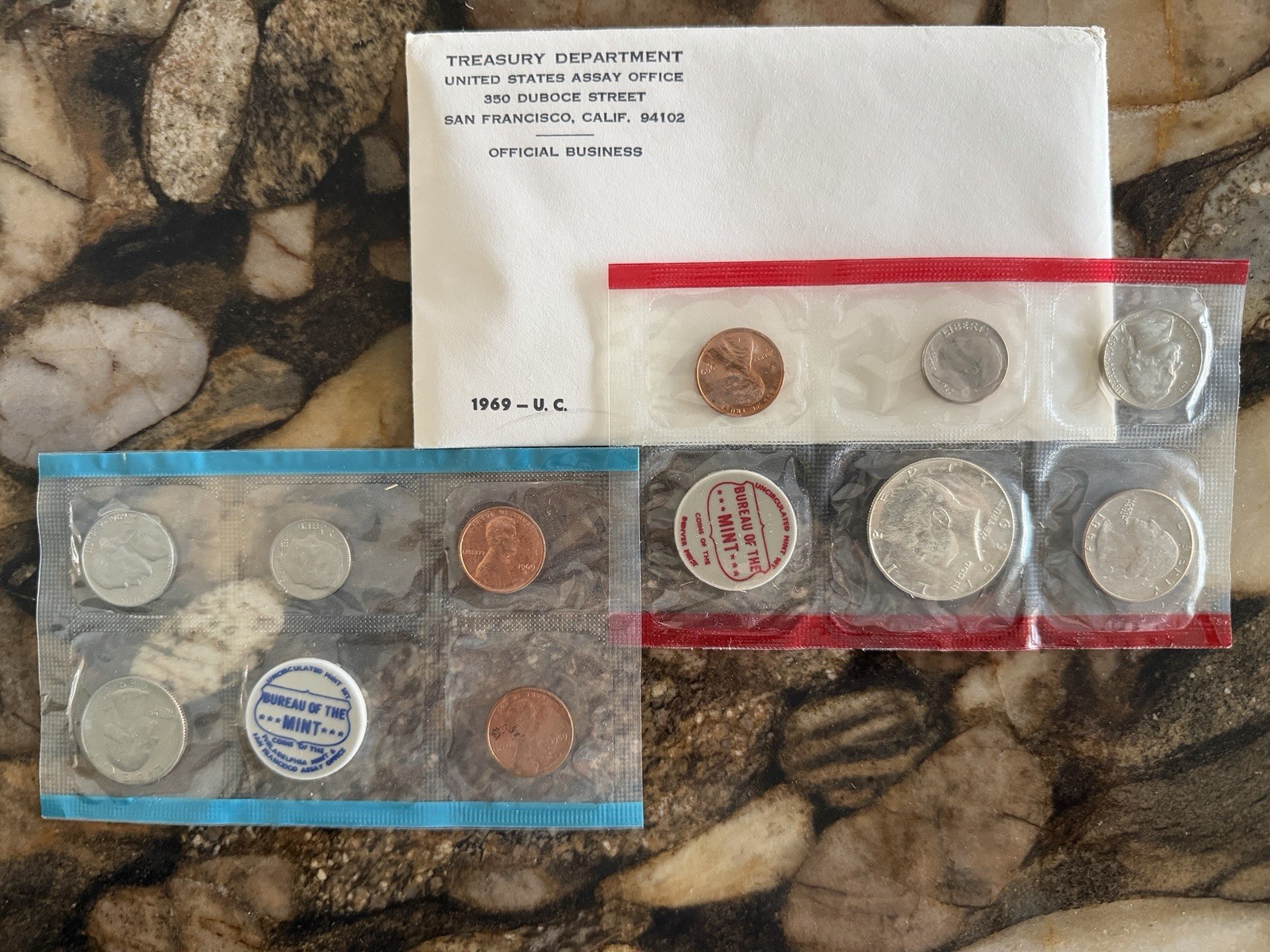 1969 U.S. Mint Proof Set incl. 40% Silver Kennedy. Original Pack, 10 Coin Set