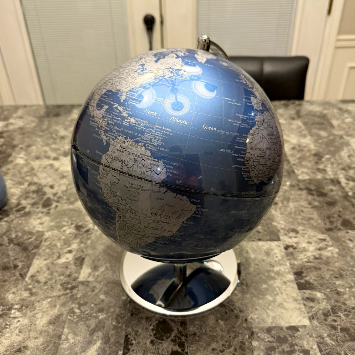 Blue/Silver Rotating Tabletop World Globe w/ Metal Base Made in Taiwan