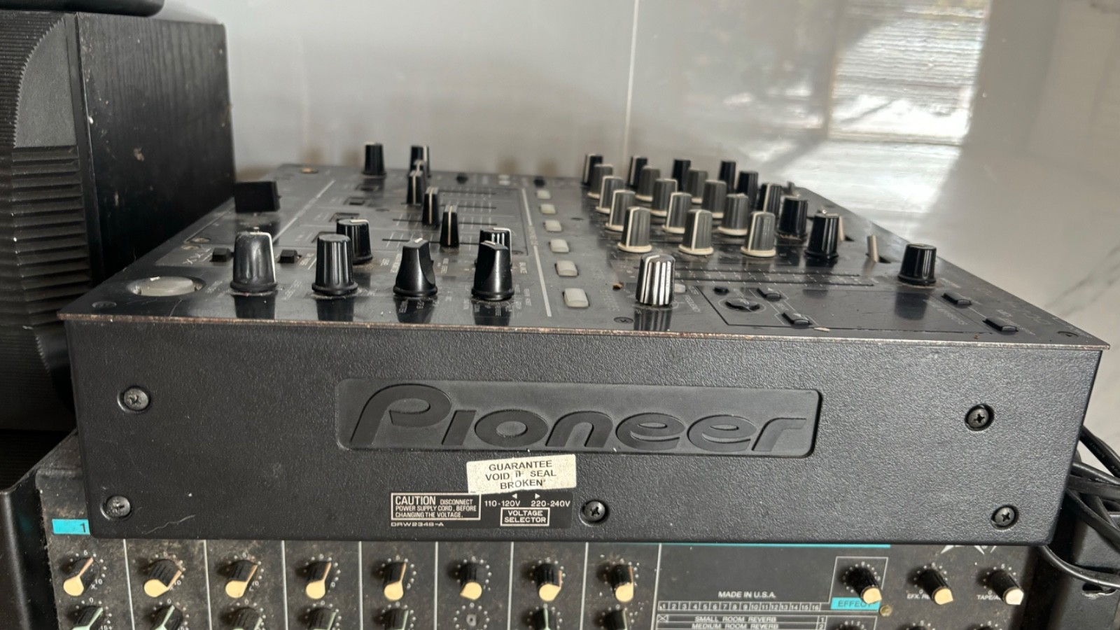 DJM-700K Professional Digital Dj Mixer Working