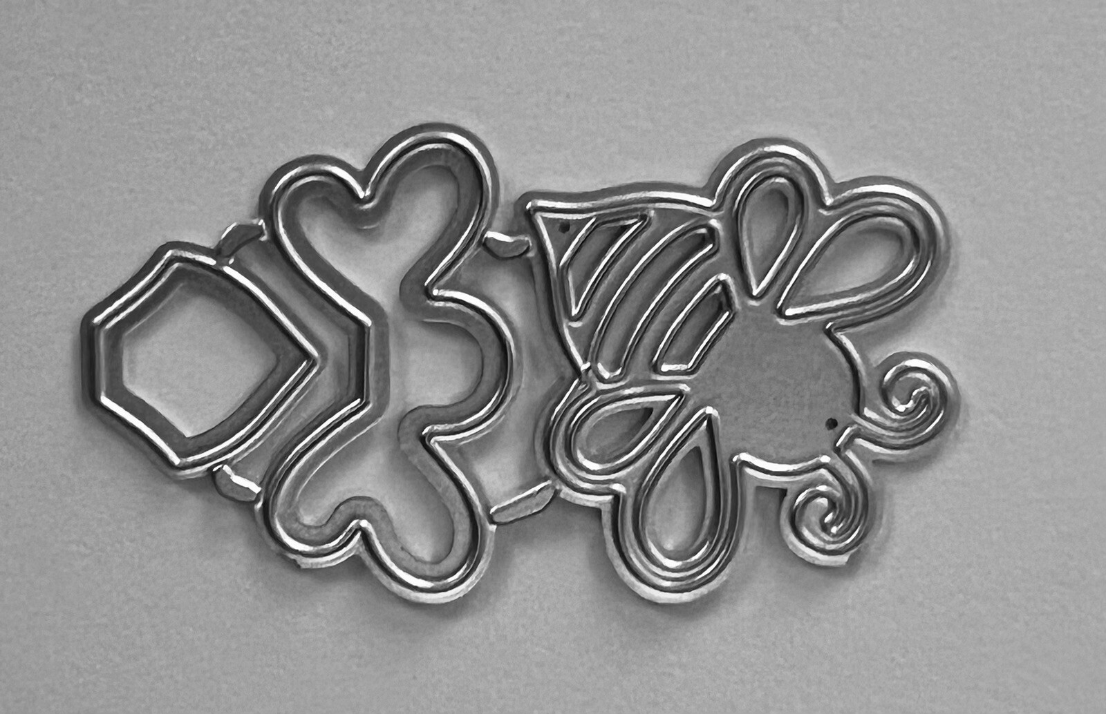 Bumblebee Metal Cutting Die Cards Scrapbook Journal #4212 - Tonya
