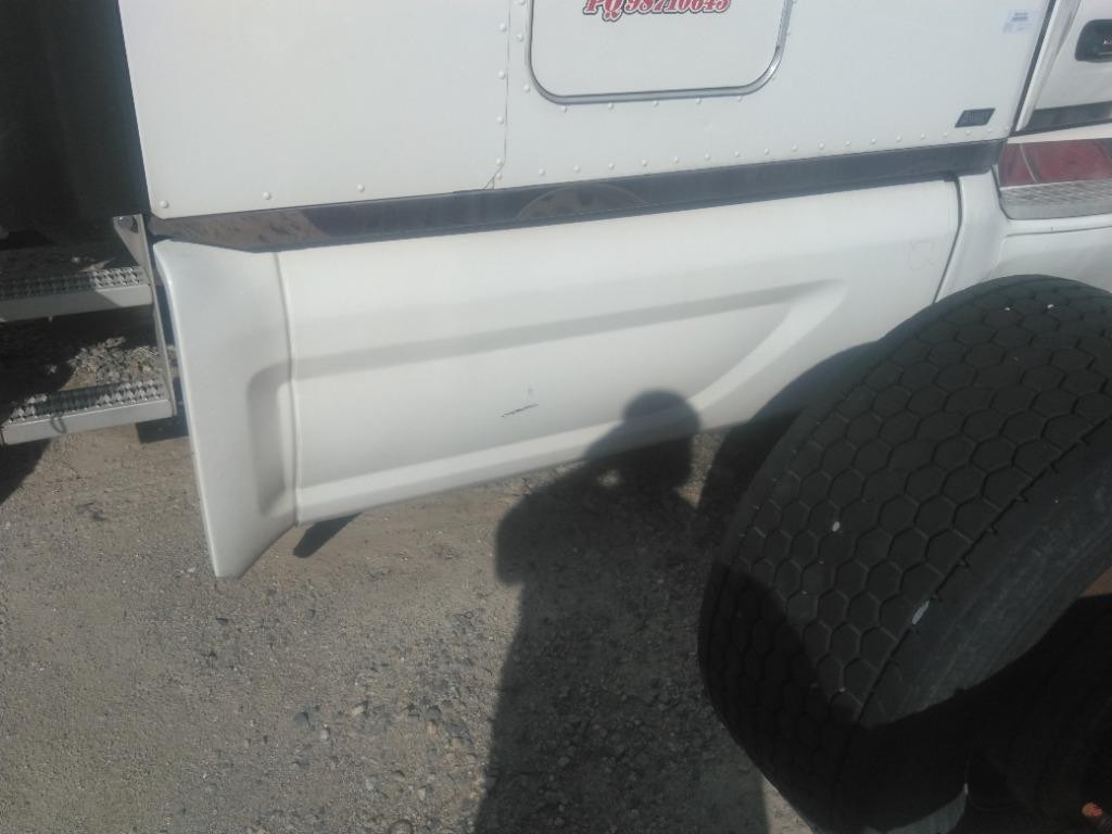 For 2018 PETERBILT 579 SIDE FAIRING Right ,  GA