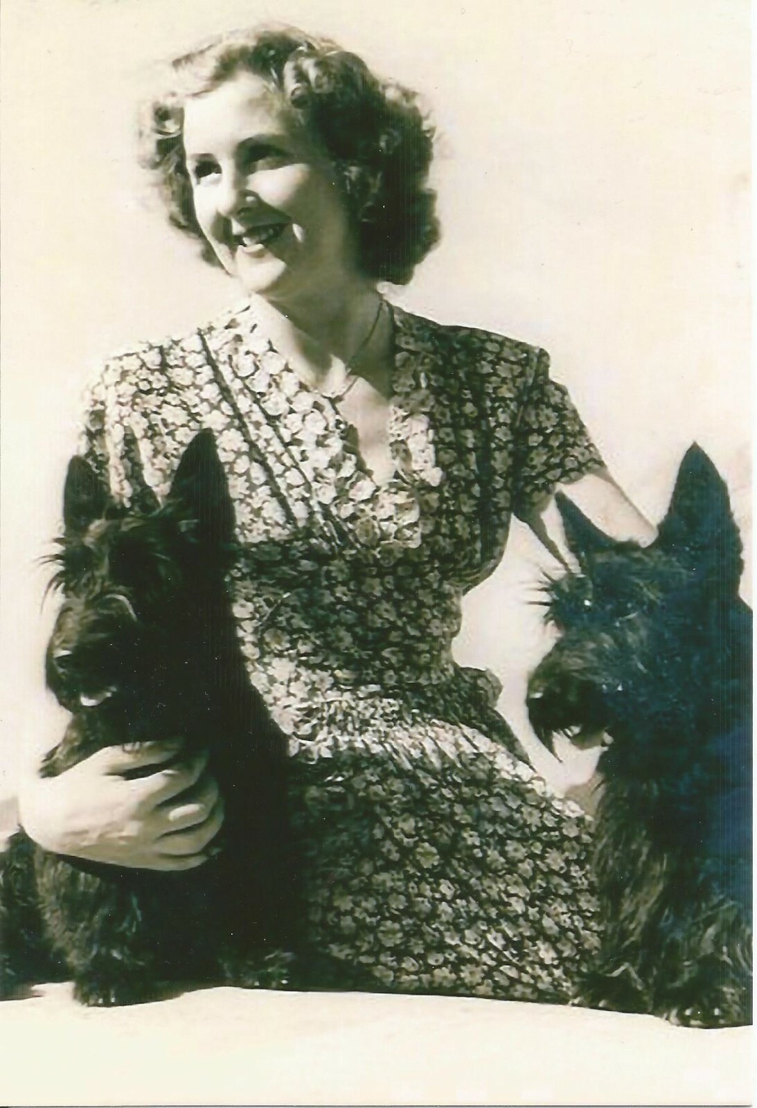 German WW II Photo Eva Braun With Her Dogs