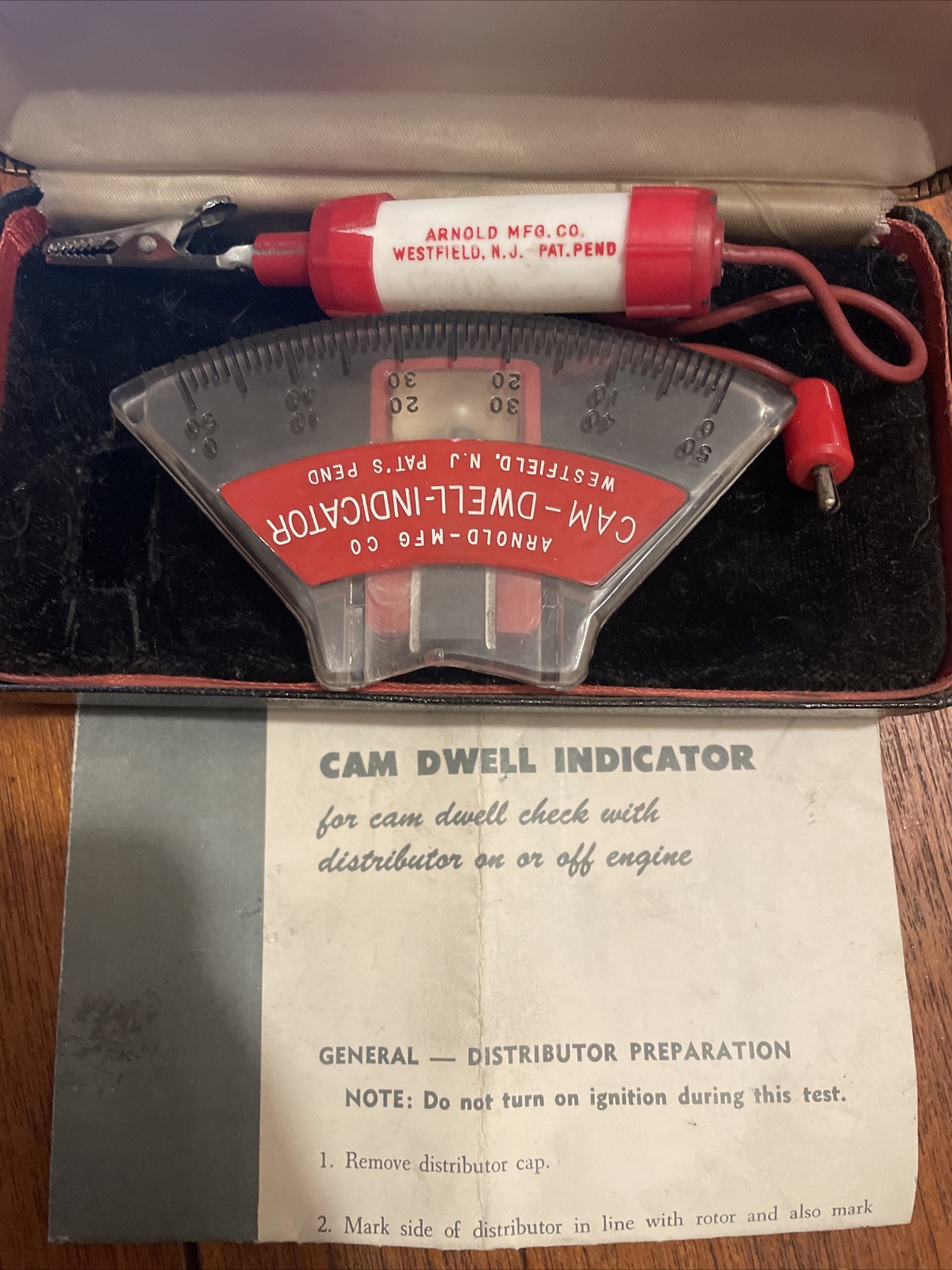 Vintage Arnold Mfg. Co Cam Dwell Indicator AC Tester Tool w/Case