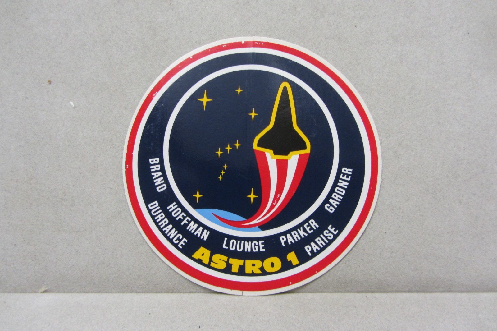 ROCKWELL SPACE SYSTEMS SPACE SHUTTLE STS-35 SOUVENIR PATCH, STICKER, CHARM