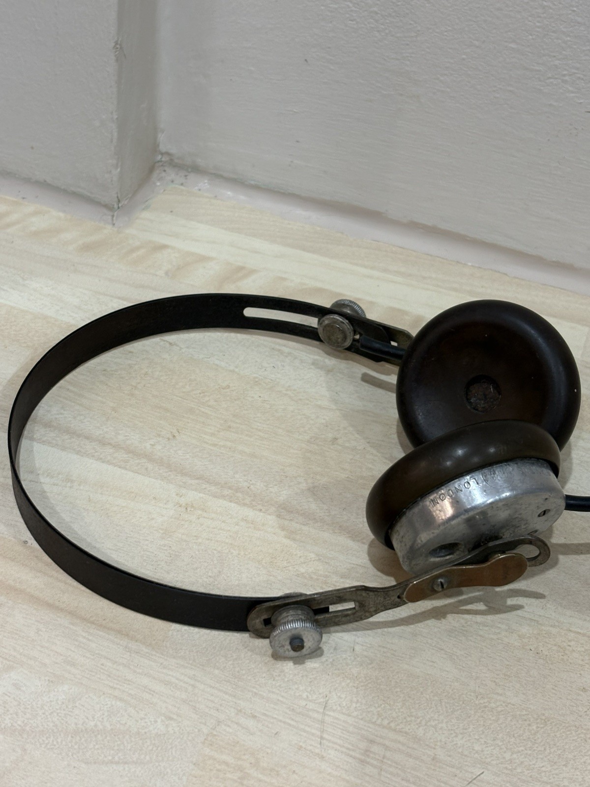 Vintage BBC Radio  headphones Bakelite Siemens