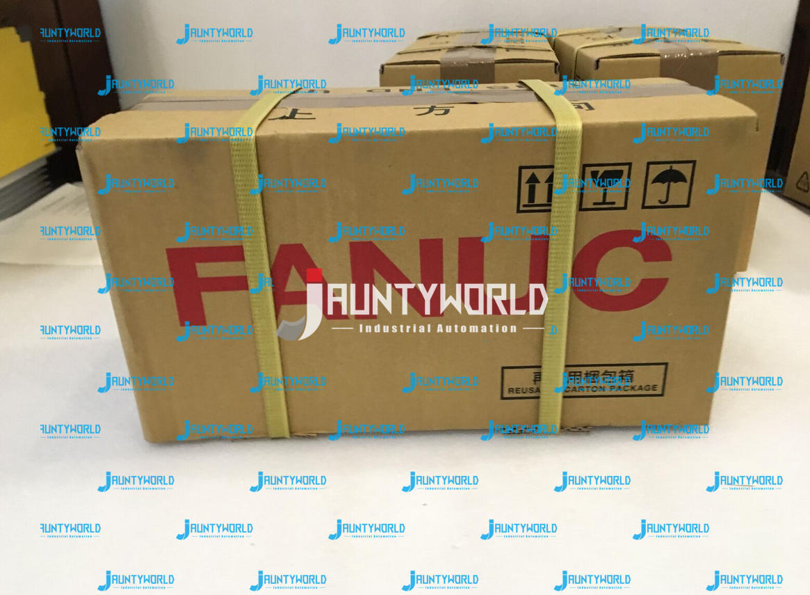 1PCS NEW FANUC SERVO MOTOR A06B-0212-B000#0100