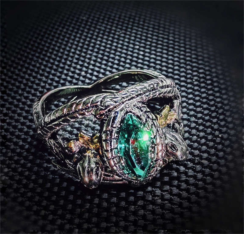 Lord of the Rings Aragorn's Ring of Barahir Ring Brass Fashion Jewelry COS Props