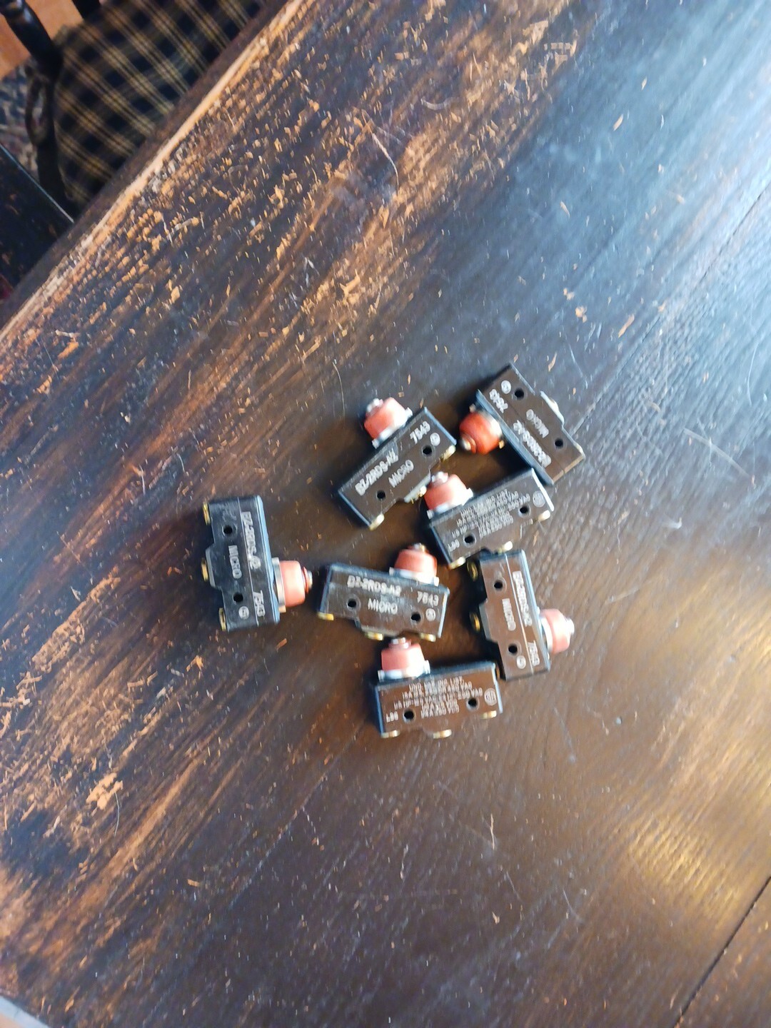 Lot Of 7 Micro Switches  NEW OLD STOCK