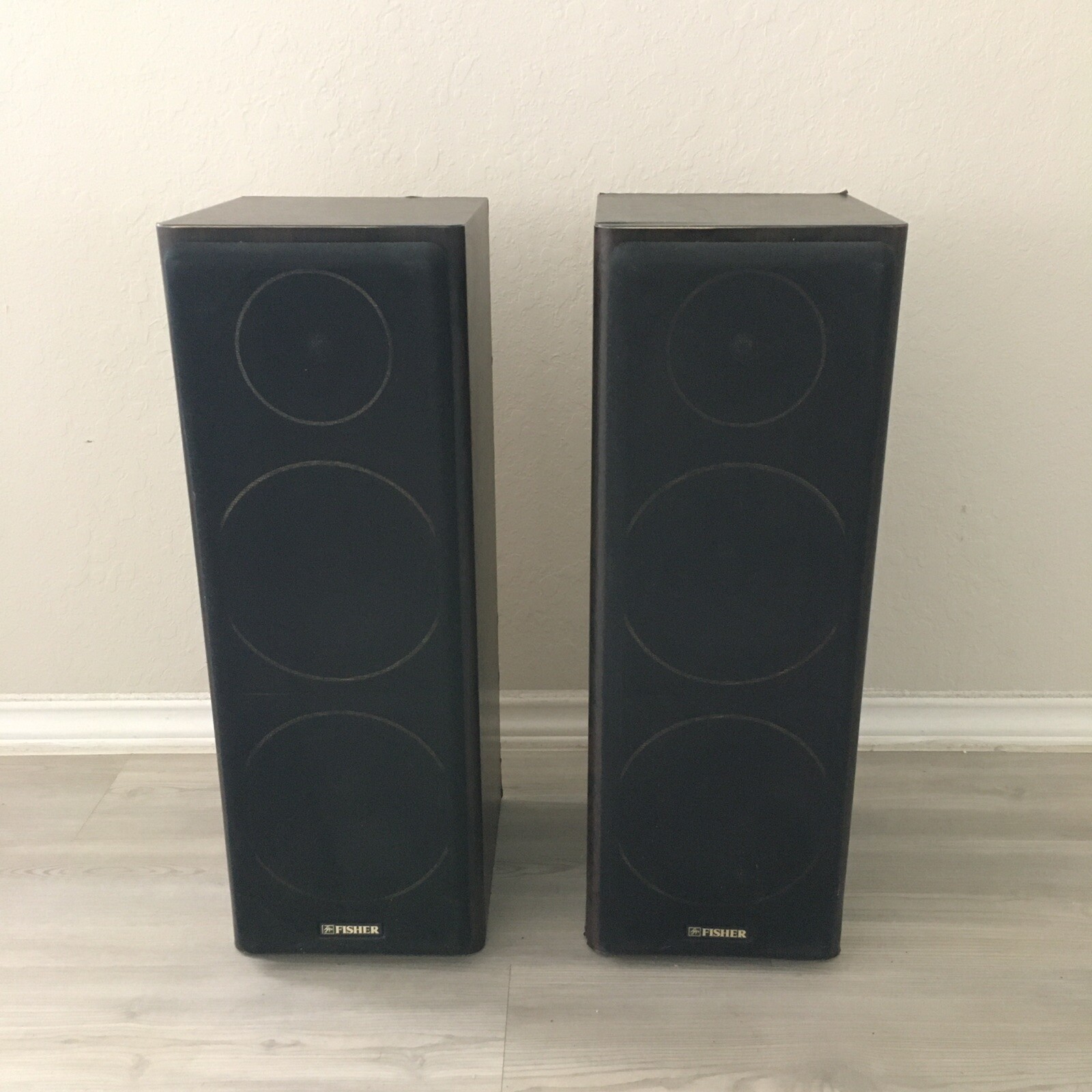 Vintage Fisher 2 Way Speaker System D2 - Untested