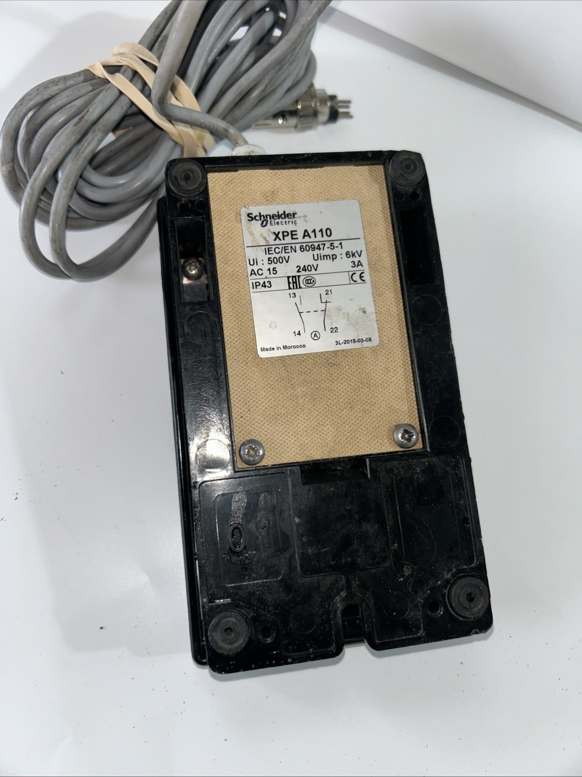 TELEMECANIQUE XPE-A110 FOOT SWITCH
