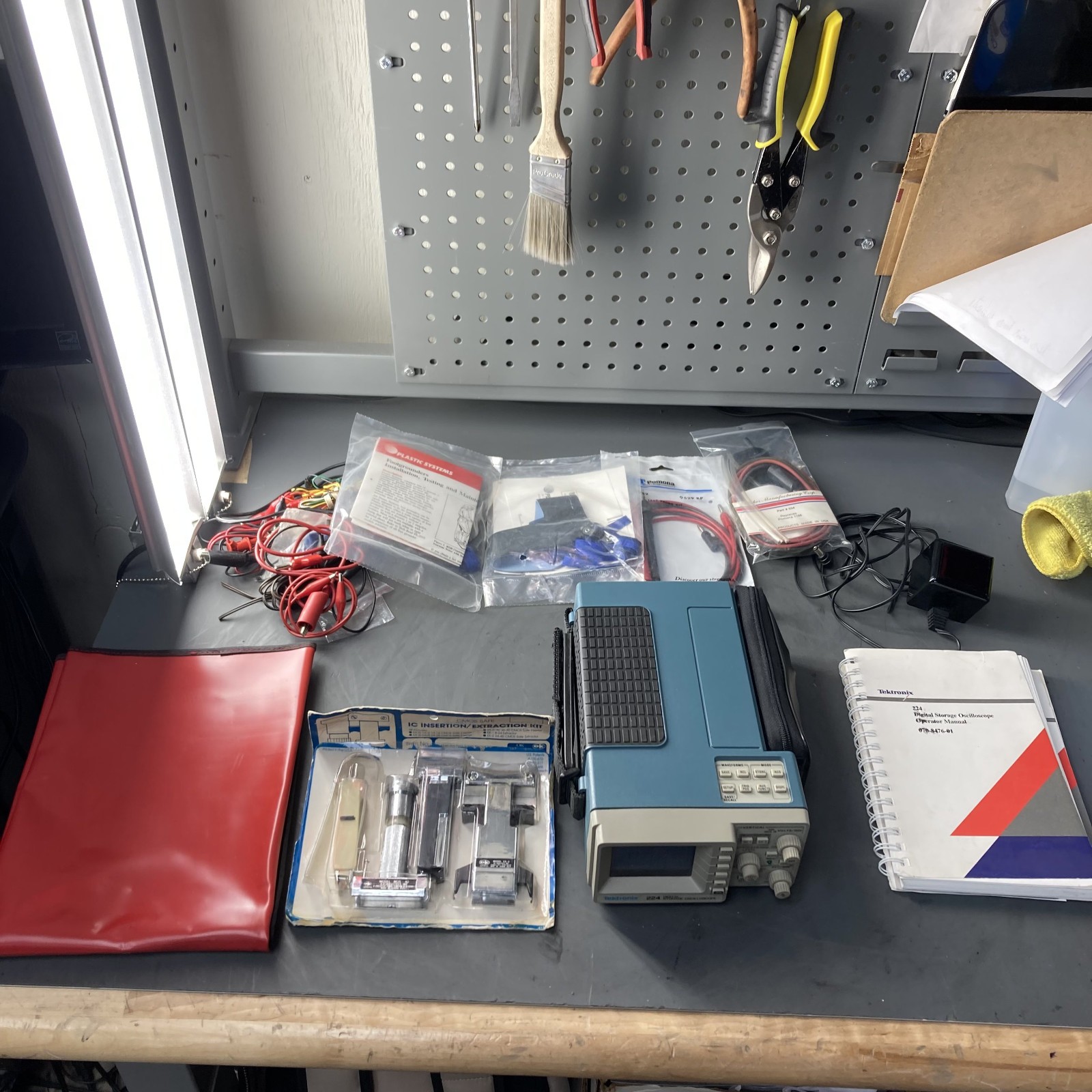 Tektronix 224 Digital Storage Oscilloscope With Probes and Lots of Accessories